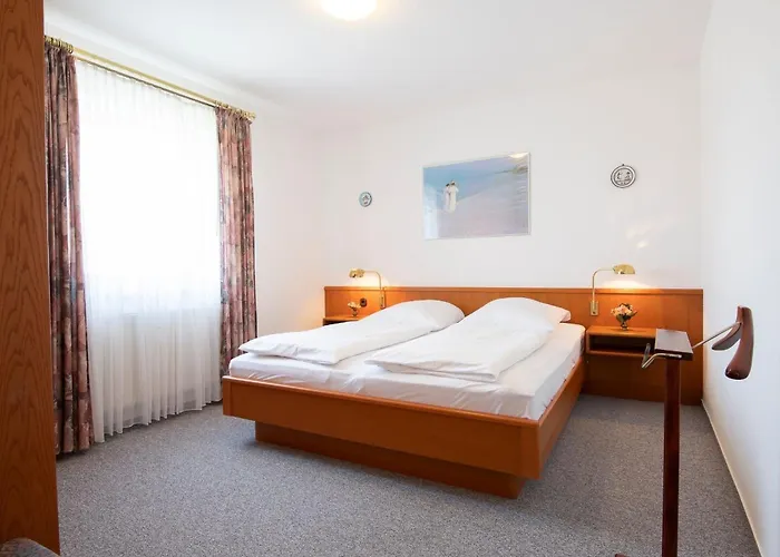 Kaiserhof 42-44 Sandgloeckchen *